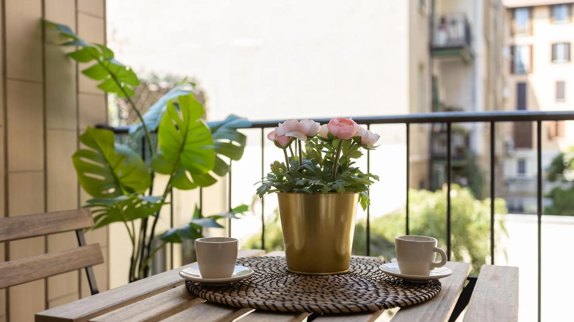 8 Min Dalla Metro Casa Elegante Con Netflix E Wifi Milano Appartamento