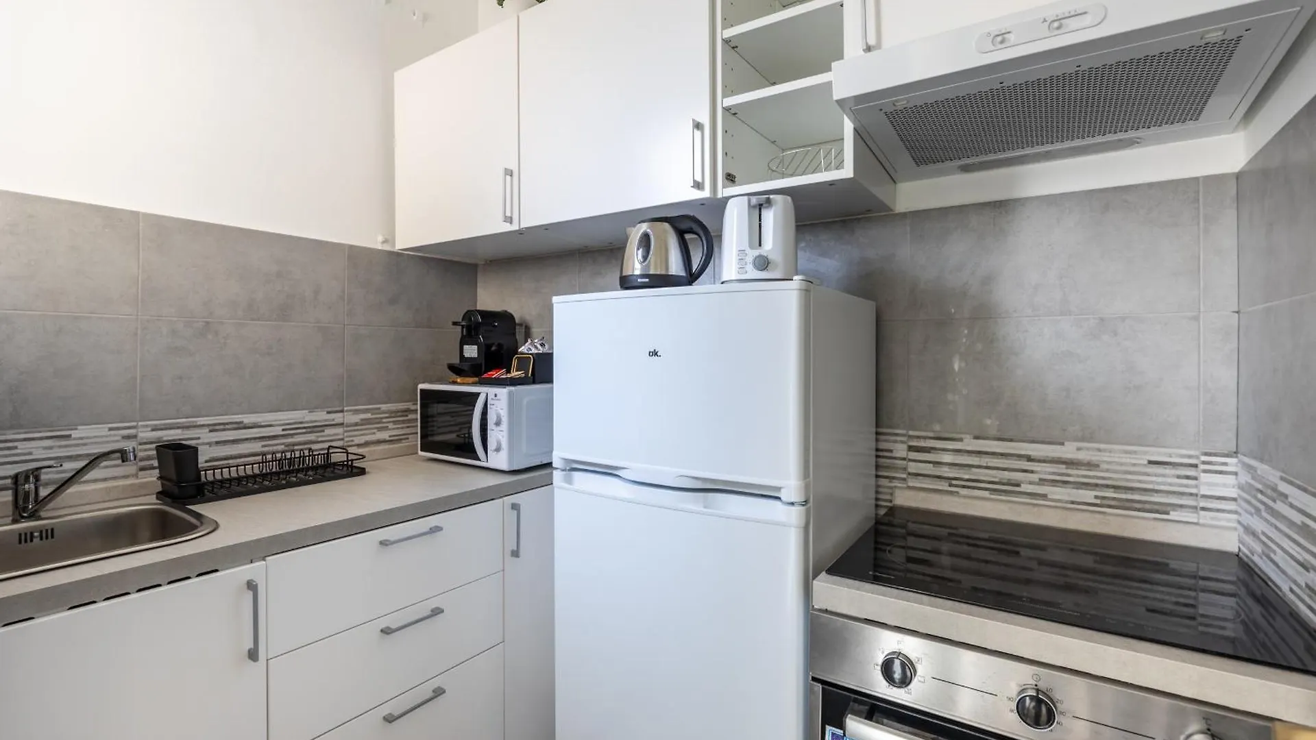 Appartamento 8 Min Dalla Metro Casa Elegante Con Netflix E Wifi Milano Italia