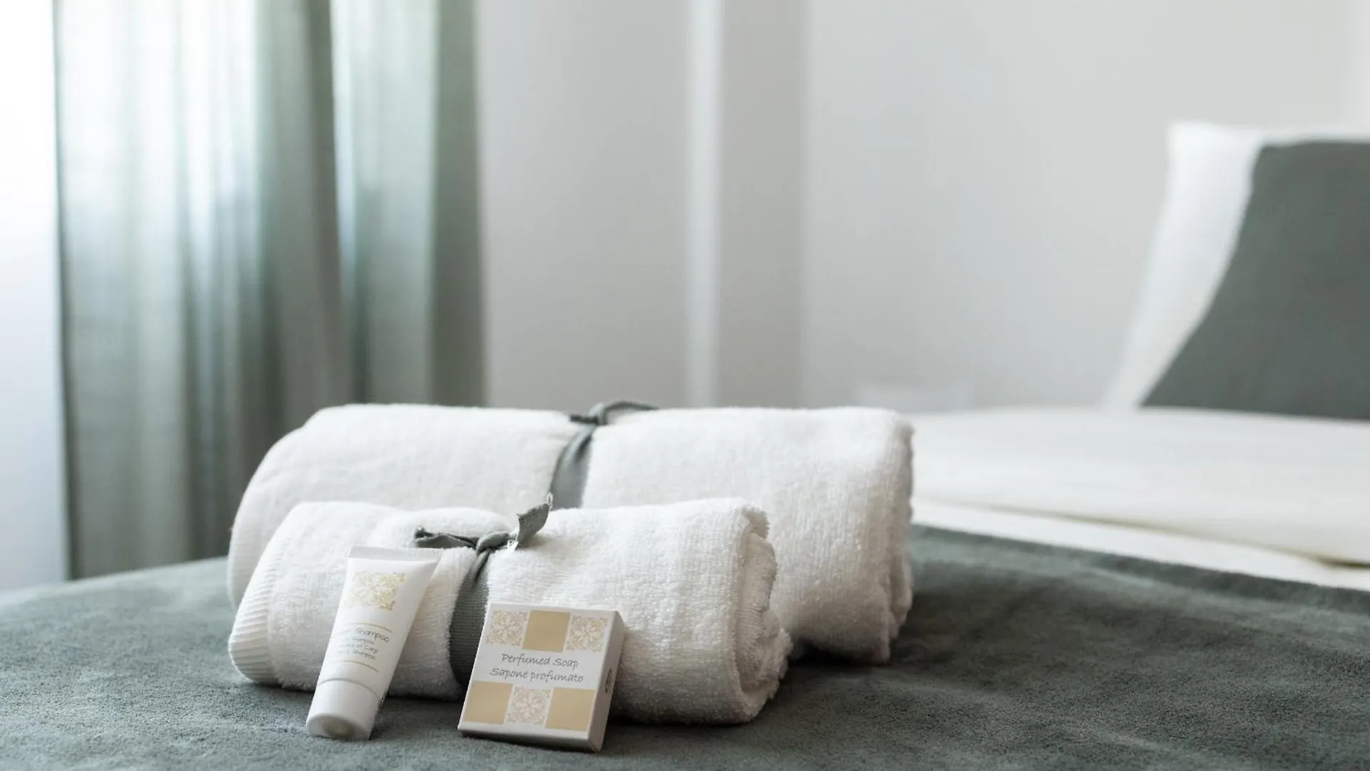 8 Min Dalla Metro Casa Elegante Con Netflix E Wifi Milano
